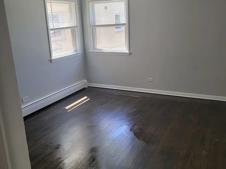 5712 W Montrose Ave #2D — Photo 6