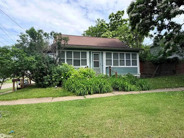 413 N B St, Fairfield, IA 52556