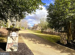 11199 Cardinal Ridge Ct, Woodbridge, VA 22192