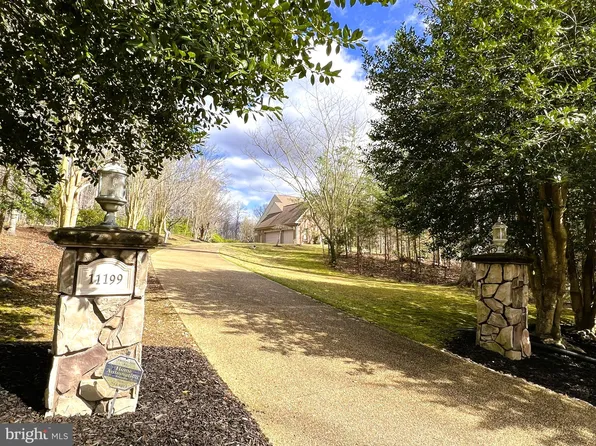 11199 Cardinal Ridge Ct, Woodbridge, VA 22192