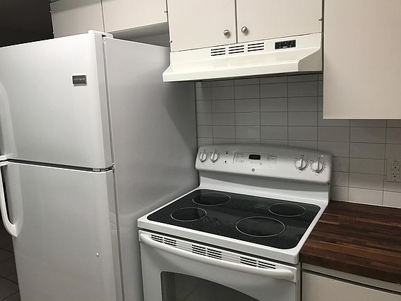 4th image of 7202 Creekside Dr APT C