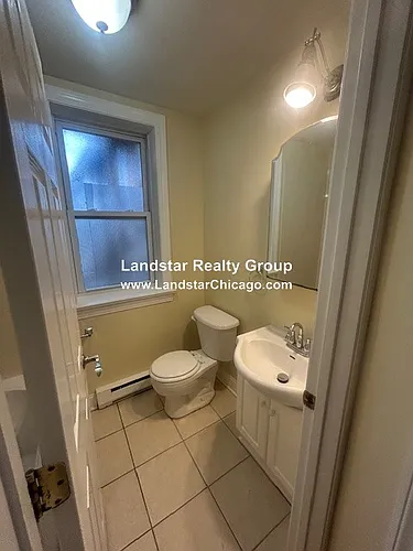 4554 W George St Photo 1