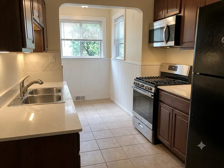 1691 Columbia Rd #1 — Photo 2