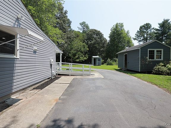 4th image of 14917 Northwood Dr