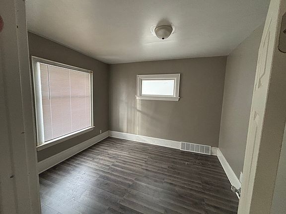 2nd image of 2528 N 34th St