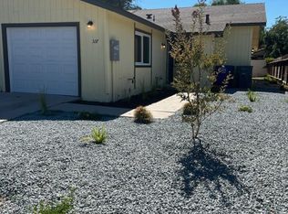 557 4th St, Mendota, CA 93640