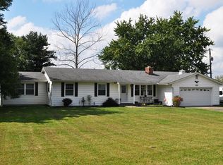 7575 Lake Rd NE, Pleasantville, OH 43148