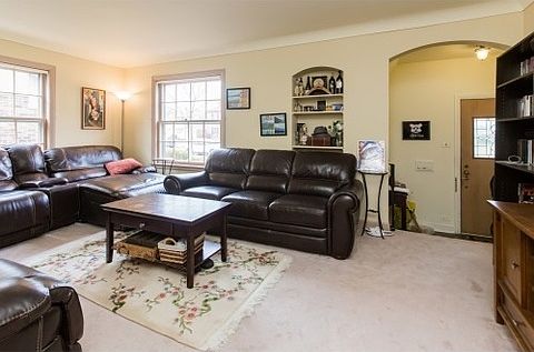 3rd image of 609 S Catherine Ave