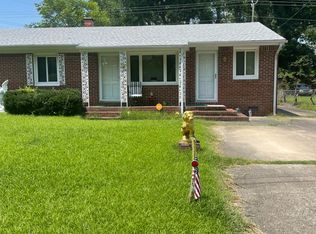 1610 Lexington Dr, Elizabeth City, NC 27909