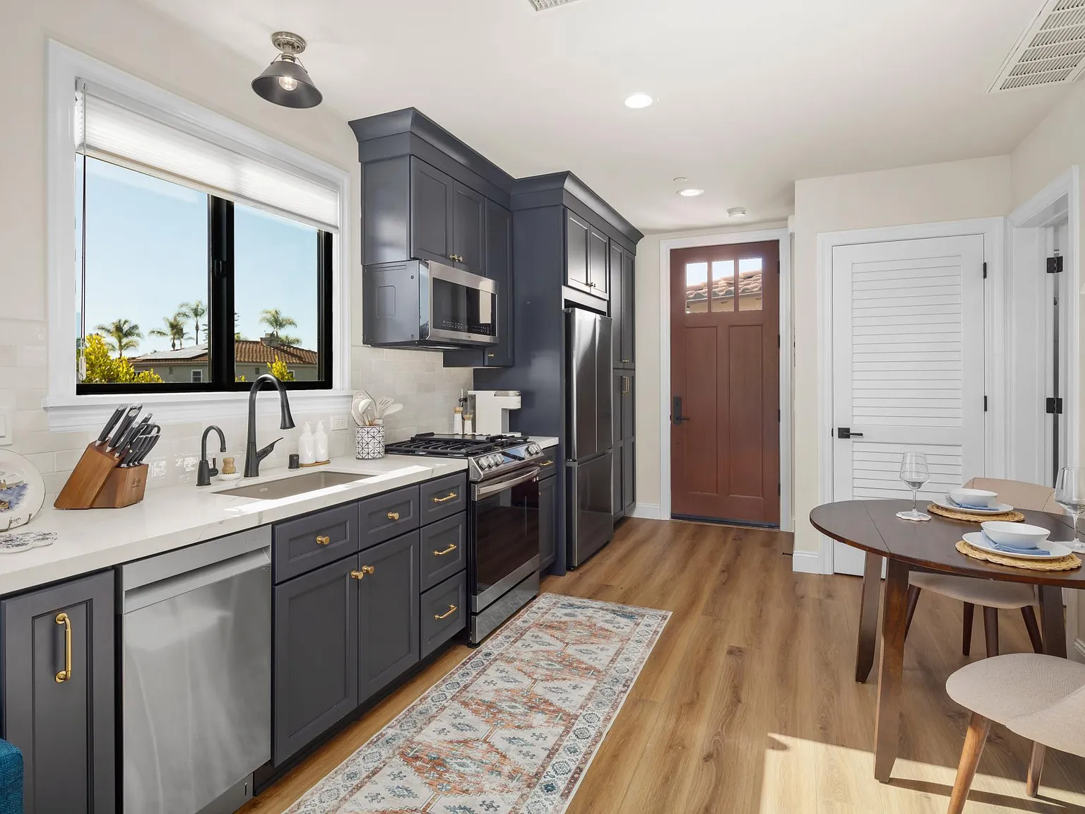 1527 Escondido Ln — Photo 4
