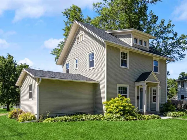 2007 E Court St, Iowa City, IA 52245