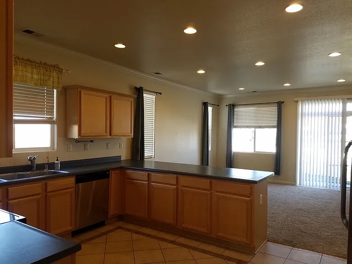 2265 Big Trail Cir — Photo 3