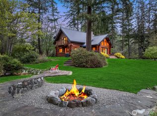 7200 NE Day Rd W, Bainbridge Island, WA 98110