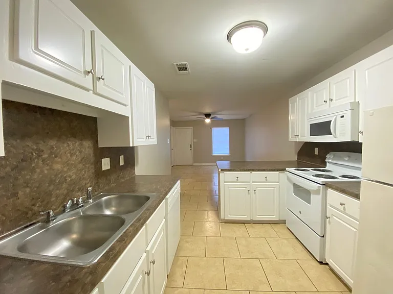 304 Clint Rd #A — Photo 9