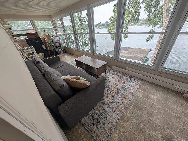 380 N Liberty St #9 — Photo 5