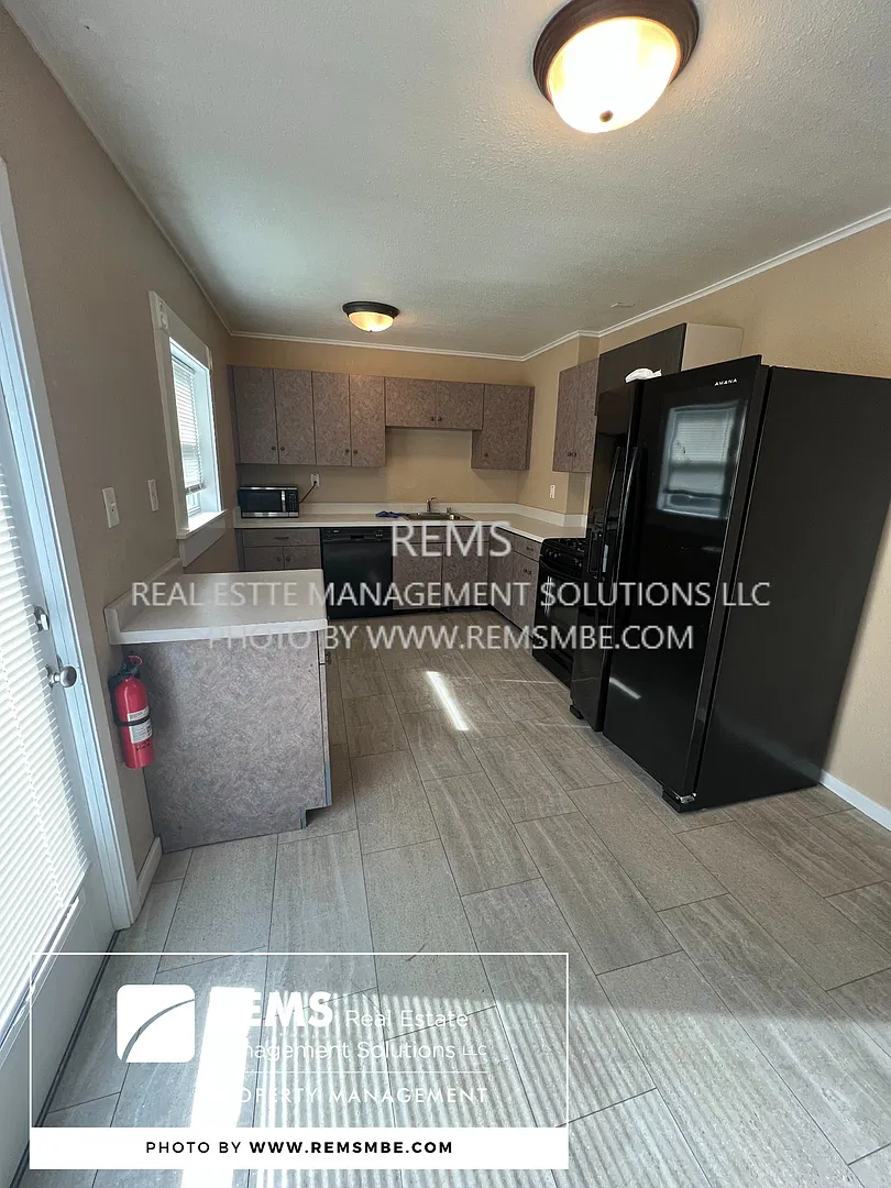 222 Mill St. — Photo 3