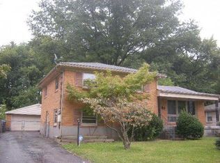 6201 Oaknoll Dr, Louisville, KY