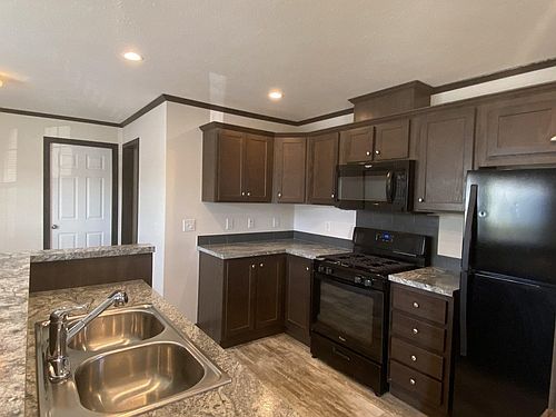 1st image of 27 Van Buren Cir