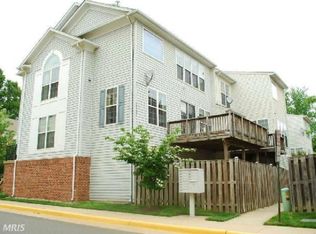 9357 Deer Glen Ct, Fairfax, VA 22031