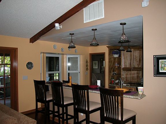 Eat Up bar with a view of the Lake