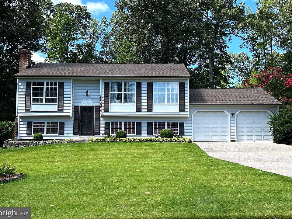 1st image of 21255 Scarborough Dr
