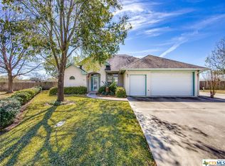 706 River Oak Dr, Seguin, TX 78155