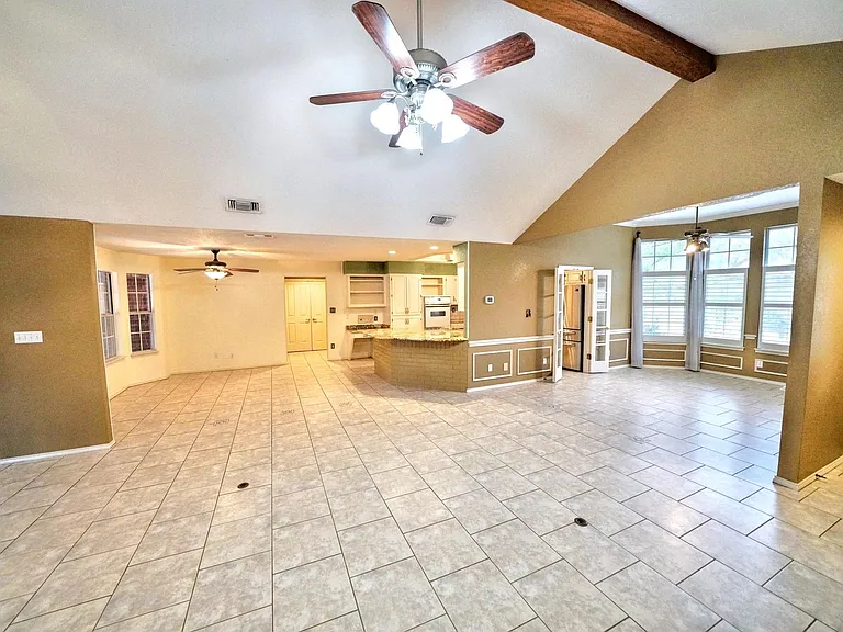 1508 Mount Laurel — Photo 9