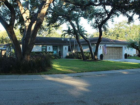 4th image of 10602 Seminole Forest St E