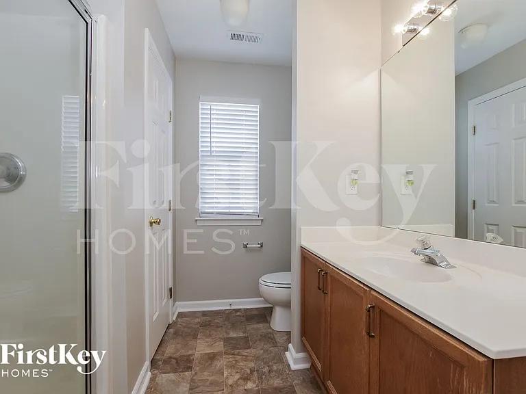 6622 Courtland St — Photo 9