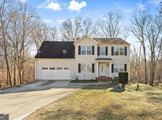 48 Crestview Ct, Powder Springs, GA 30127