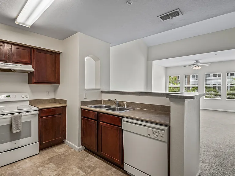 2801 Chancellorsville Dr #1333 — Photo 21