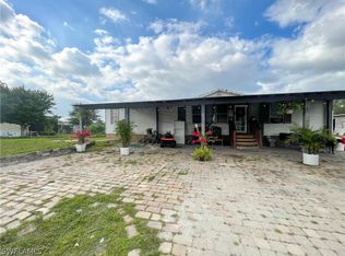 3572 Dustin Dr, Labelle, FL 33935