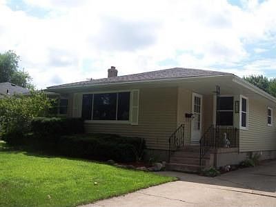 1st image of 9028 Wildwood Dr