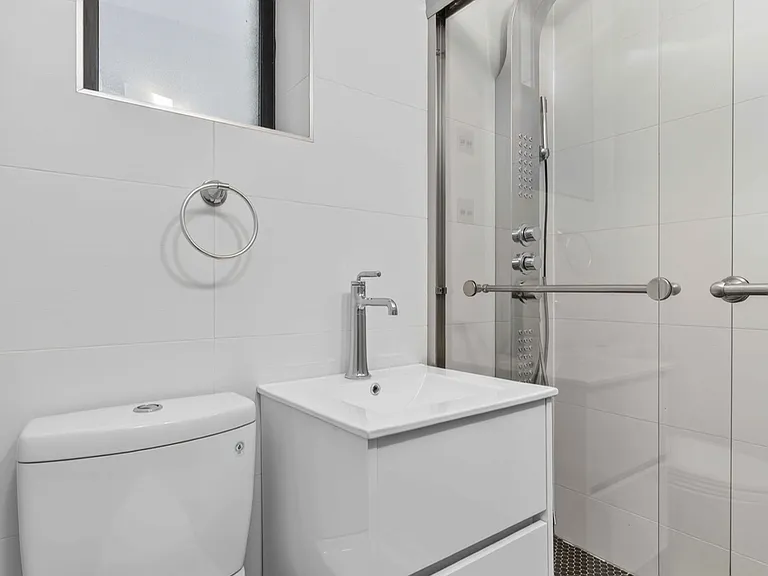 152 Thompson St #4A — Photo 10
