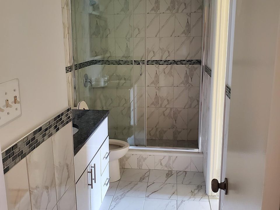 1st image of 10415 102nd St Floor 2