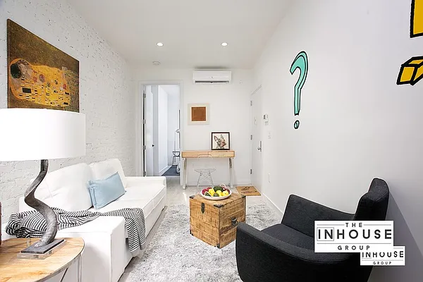 Rented by The InHouse Group | media 4