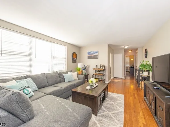 370 Claremont Ave #A7, Montclair, NJ 07042