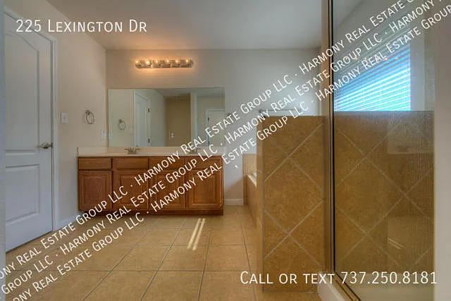 225 Lexington Dr — Photo 19