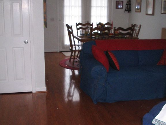 Living Room/Dining Room