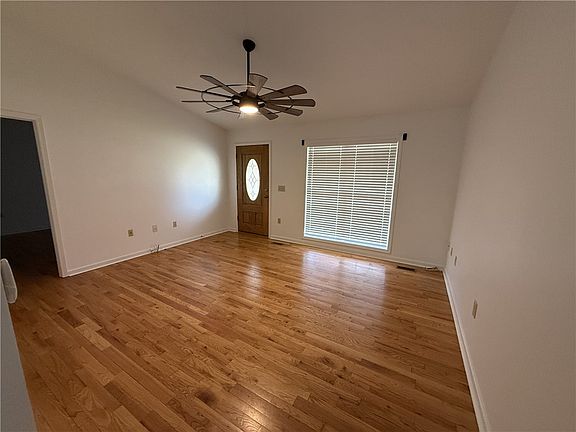 2nd image of 311 Dixie Dr