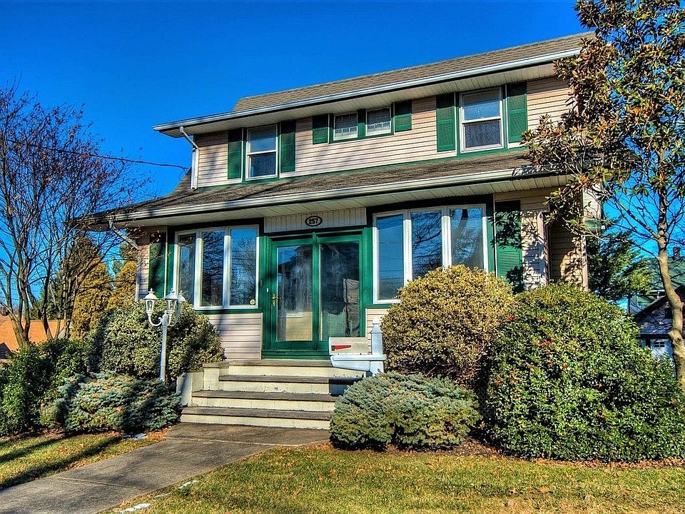 1st image of 257 Potter Ave