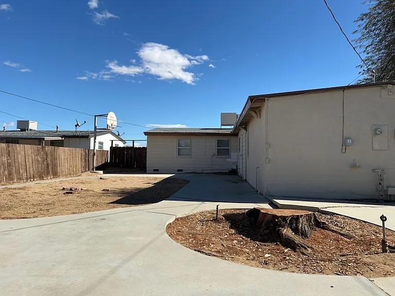401 N Norma St — Photo 13