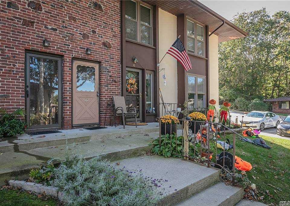 Village In The Woods Apartments Selden, NY Zillow