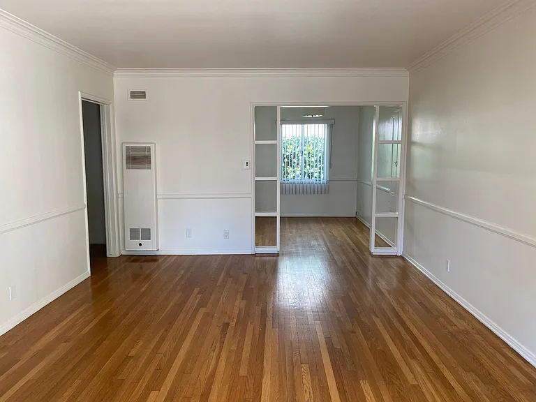 1221 Franklin St #3 — Photo 3