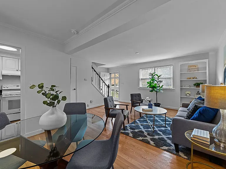 1103 Nichols Dr #1 — Photo 2