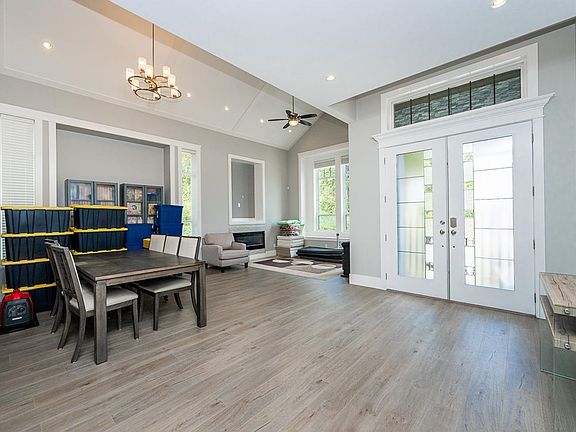 2nd image of 14516 110a Ave