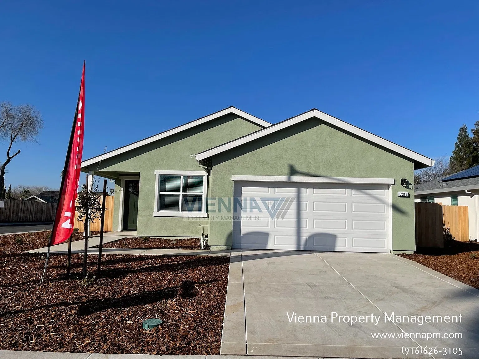 3 bed, 2.0 bath, 1427 sqft, $2,545 — Photo 1