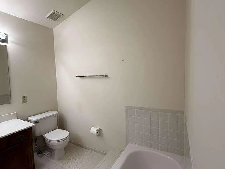 5976 Norham Dr — Photo 19
