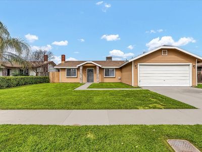 1248 W Pleasant Avenue, Tulare, CA, 93274