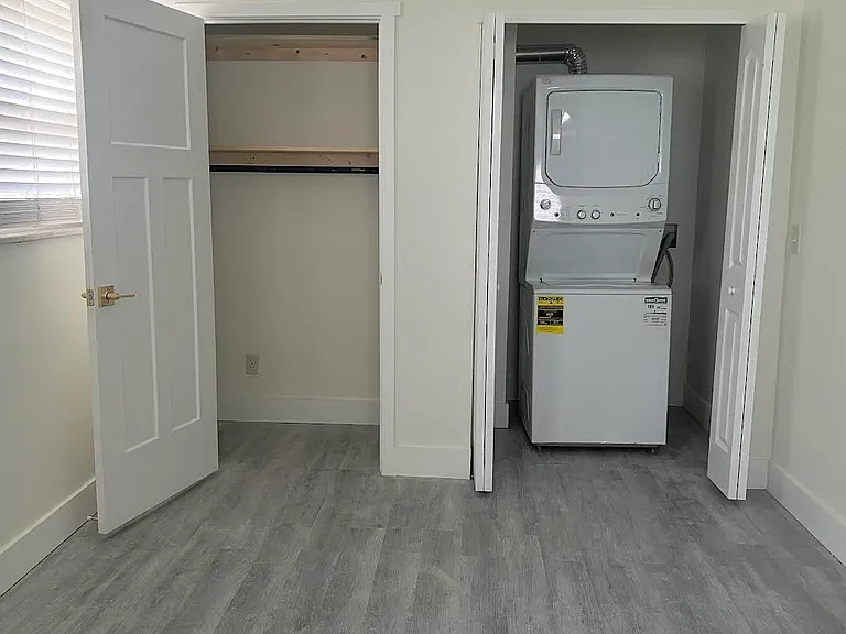 444 Stanley Ave #1 — Photo 13